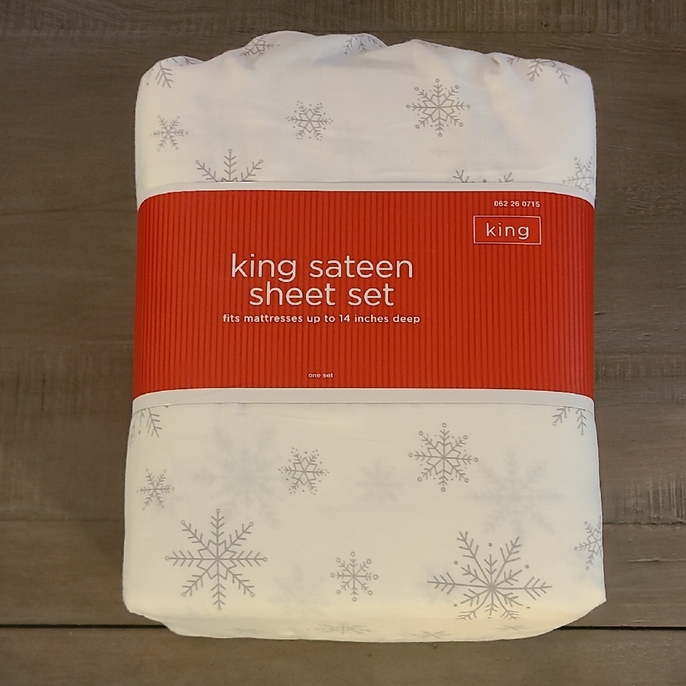 King Sateen White with Snowflakes Sheet Set